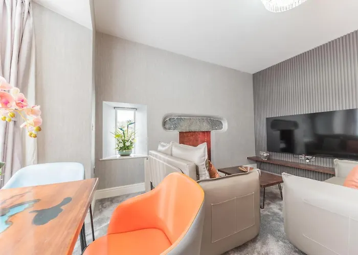 公寓 The Old Stamp House Retreat- Three En-suite Bedrooms Village Location 安布尔塞德