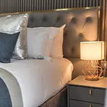 The Old Stamp House Retreat- Three En-suite Bedrooms Village Location 安布尔塞德