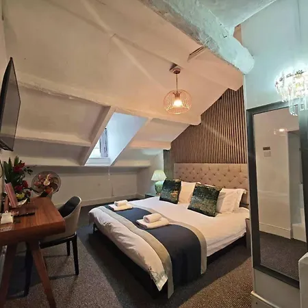 Apartamento The Old Stamp House Retreat - Three En-Suite Bedrooms With Parking Ambleside