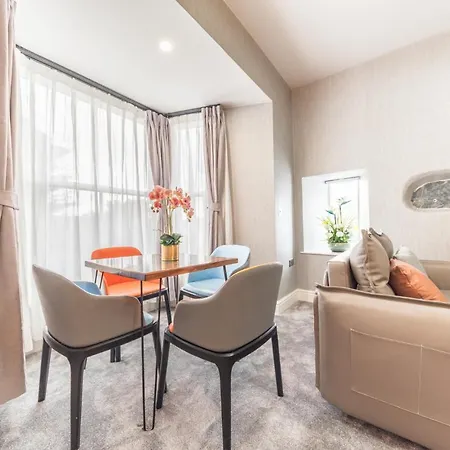 The Old Stamp House Apartment- Three En-suite Bedrooms Village Location * Ambleside