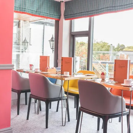 The Old Stamp House Retreat- Three En-suite Bedrooms Village Location * Ambleside